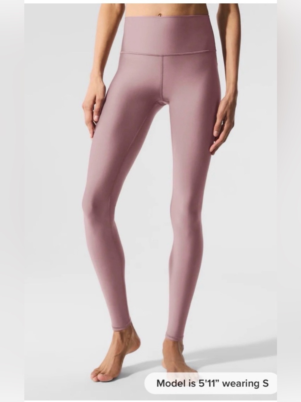 ALO Yoga Airlift Leggings in Mushroom